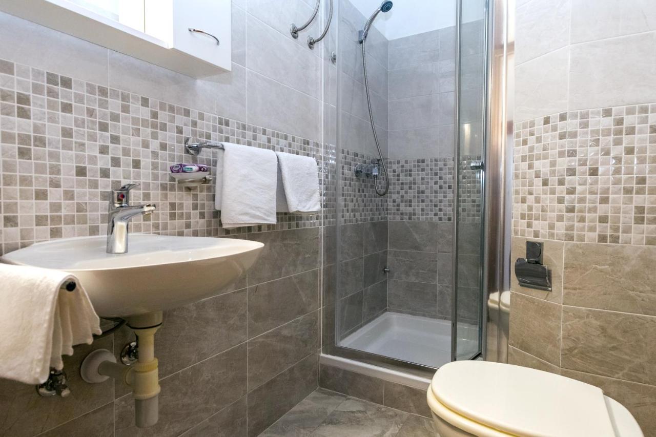 Bed and Breakfast Pansion Alen - Dugi Otok Luka  Zewnętrze zdjęcie